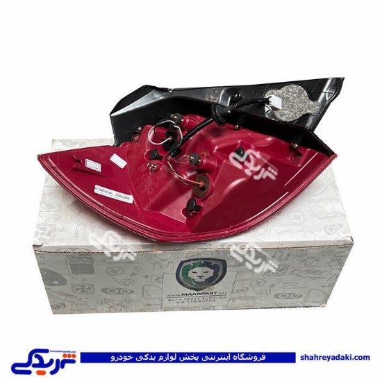 چراغ خطر روی گلگیر راست کوئیک مادپارت 9000829899